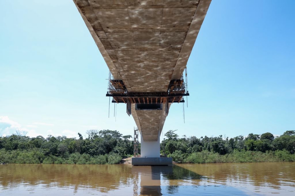 Governo inicia obra de acesso para nova ponte sobre o Rio Cuiab que liga a capital a VG