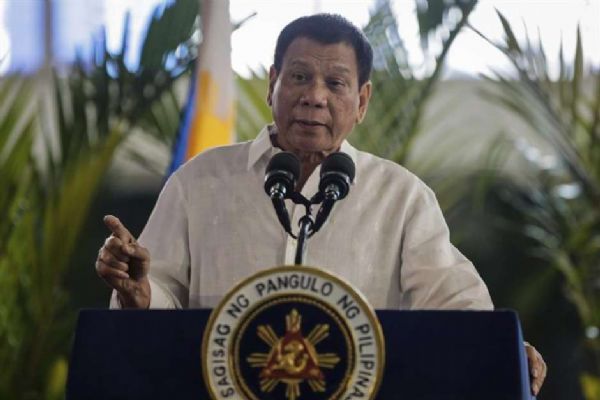 Presidente filipino se compara a Hitler e diz que gostaria de 'matar milhes de viciados em drogas'