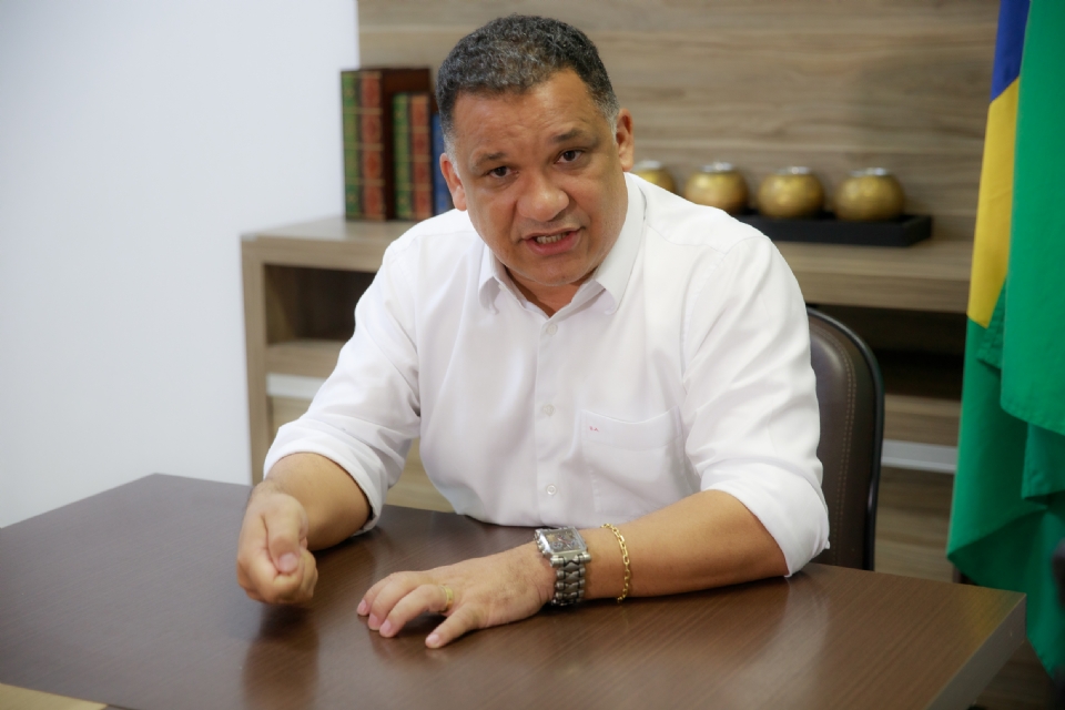 Único secretário do MDB, Silvano Amaral anuncia que deve deixar gestão Mauro até dia 28 de fevereiro para focar em campanha