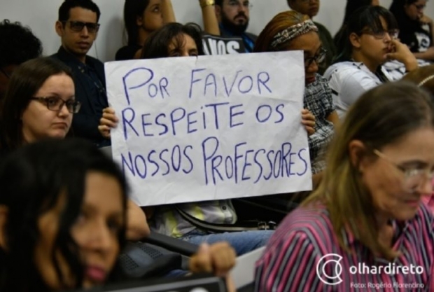Professores marcam greve geral para aprovar Fundo da Educao Bsica