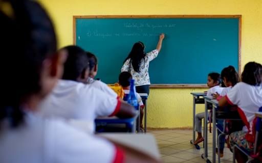 Processo simplificado promove renovao de 40% no quadro de professores de escolas estaduais