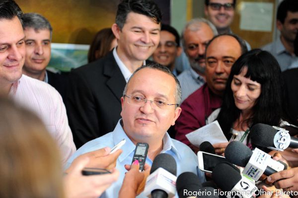 Pedro Taques anuncia 13 secretrios de Mato Grosso com perfil tcnico; dois so do Ministrio Pblico; veja lista