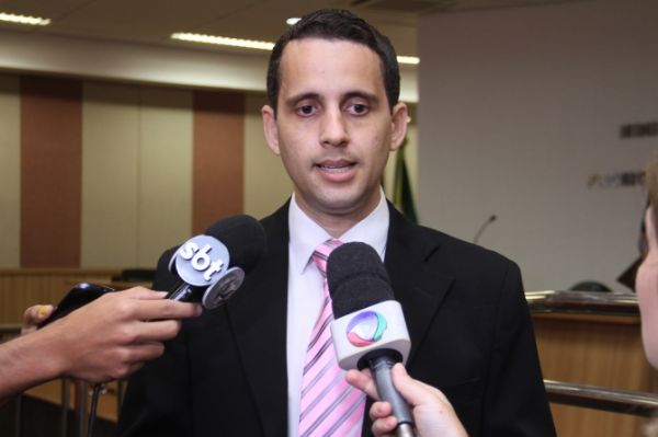 Thiago Frana afirma que Prefeitura de Cuiab cumpriu a legislao, passo a passo