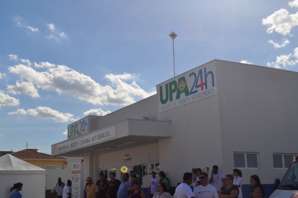 Mauro Mendes inaugura UPA Morada do Ouro batizada com nome do pai do Galindo