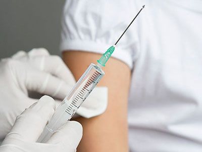 Unidades de sade de Cuiab j disponibilizam vacinas contra HPV para meninos