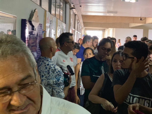 Mesmo com filas, eleitores mato-grossenses frisam importncia do voto