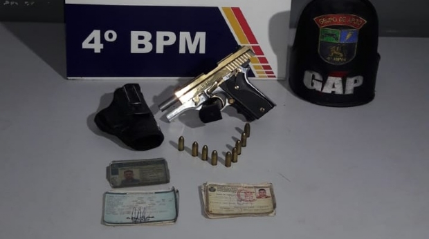 Em BMW, comerciante  detido pela Polcia Militar com pistola