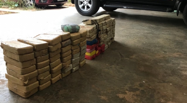 PF prende dupla em hotel com 110 quilos de cocana trazidos da Bolvia