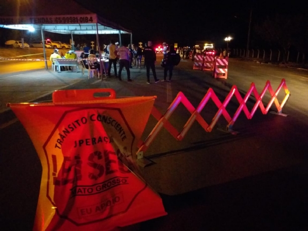 Blitz na Estrada de Chapada submete 165 motoristas ao bafmetro, mas ningum  preso