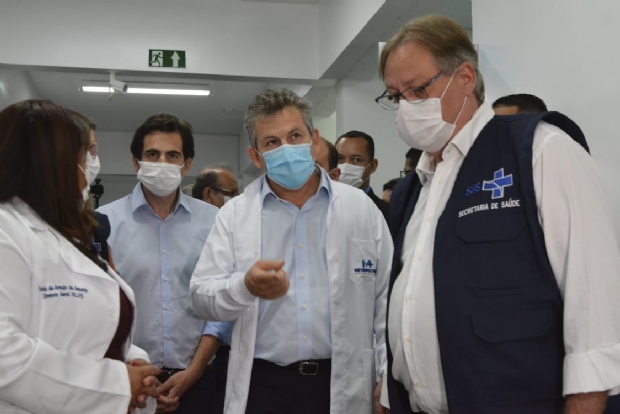 Fbio Garcia participou de inaugurao do Hospital Metropolitano de VG