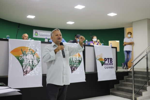 PTB indica vice a Emanuel Pinheiro e lana 27 candidatos  Cmara de Cuiab