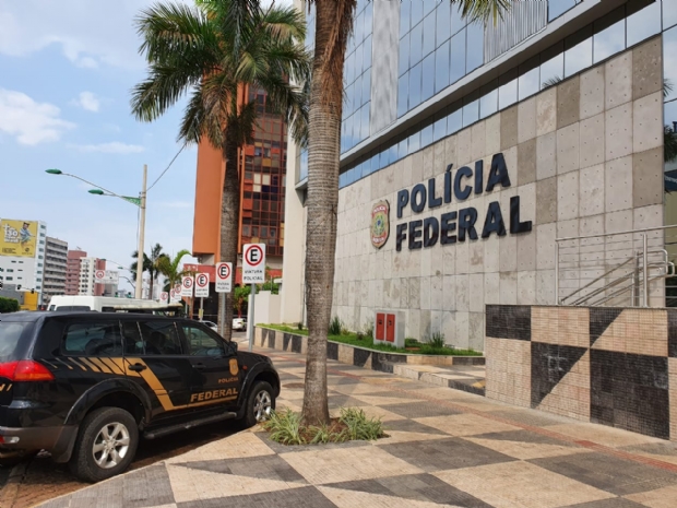 PF cumpre mandados em Cuiab contra envolvidos com trfico de drogas