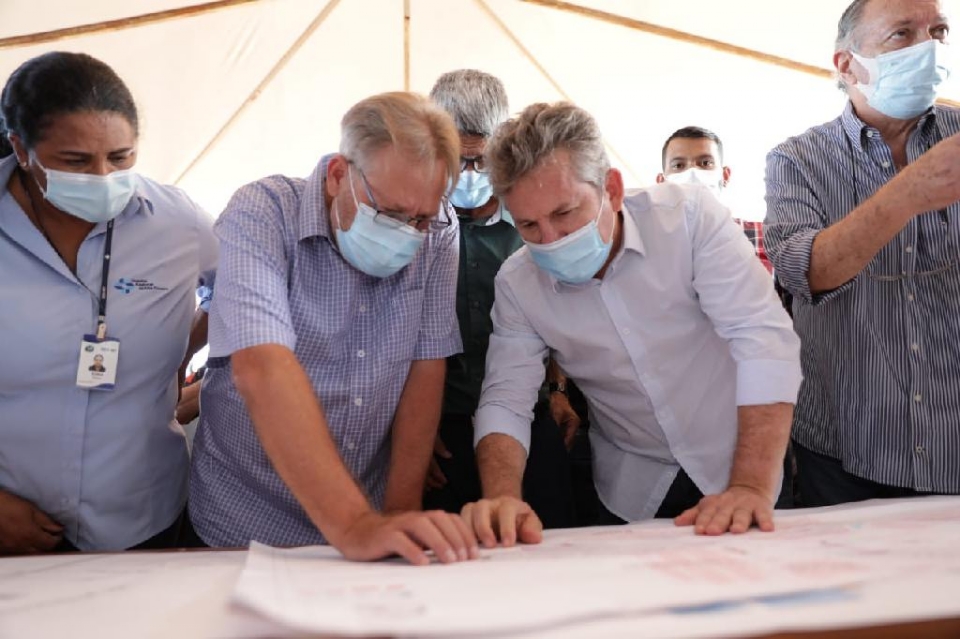 Governador escolhe locais e anuncia novos hospitais em Juna e Alta Floresta