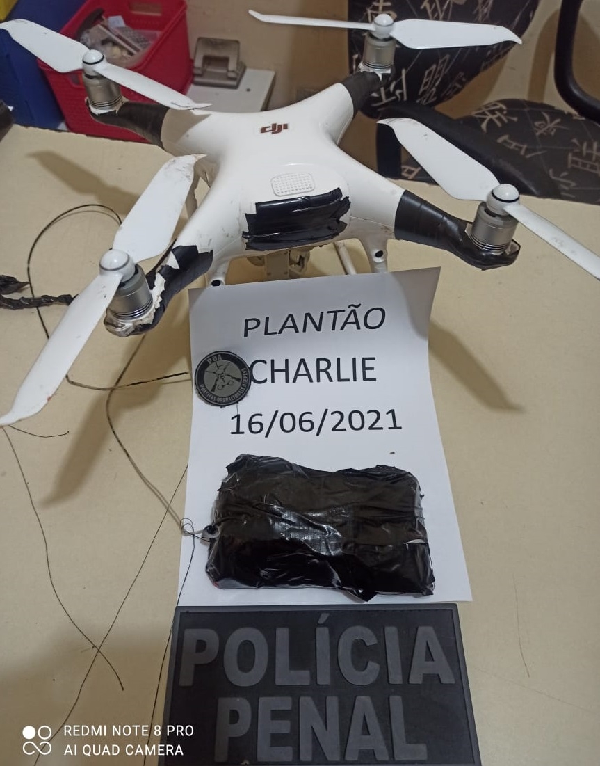 Policiais penais apreendem drone que sobrevoava PCE com droga e celulares