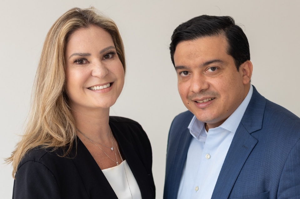 Gabriela Novis, candidata a vice, e Pedro Paulo, candidato a presidente da OAB/MT