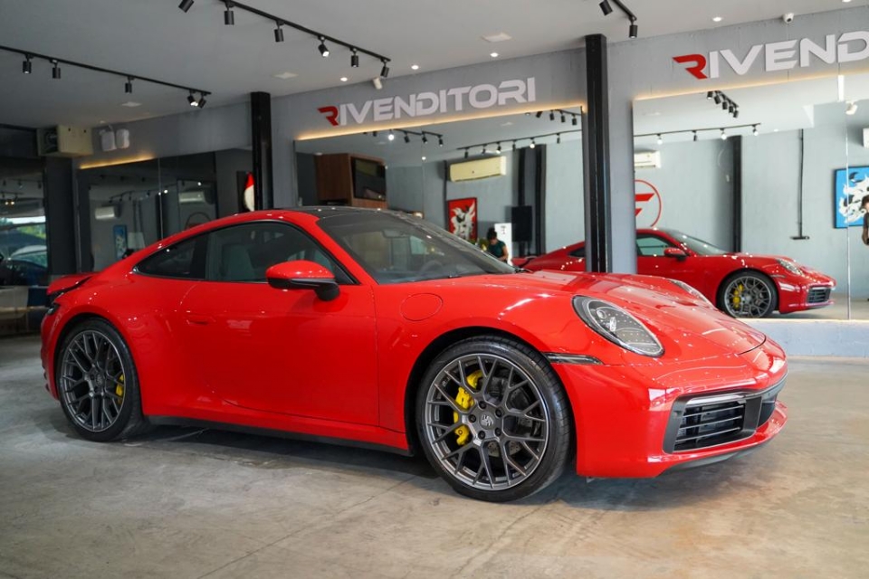 Rivenditori apresenta opes de financiamento para ajudar os clientes aps encarecimento dos veculos Porsche