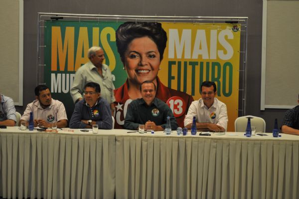 Fagundes aposta em seu prestgio eleitoral para dar a Dilma primeira vitria do PT no Estado