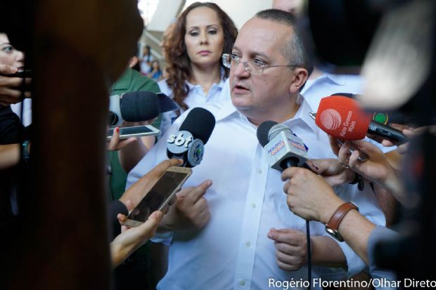 Pedro Taques argumenta que aguarda deciso do STJ e no antecipa sua tese