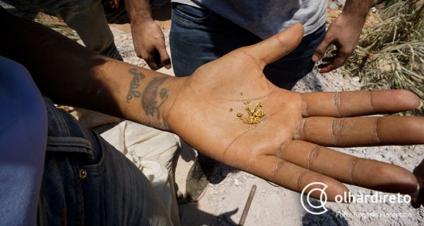 Garimpeiros descobrem nova rea com ouro em Pontes e Lacerda; 200 esto no local  (fotos) 