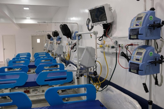 Em Cuiab, 81% dos pacientes de Covid-19 internados na UTI precisaram de ventilao mecnica
