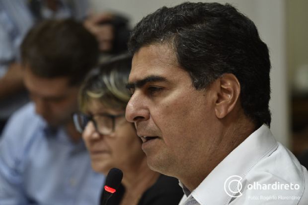 Emanuel Pinheiro evita criticar Mendes e pede ajuda da bancada para terminar obras paradas