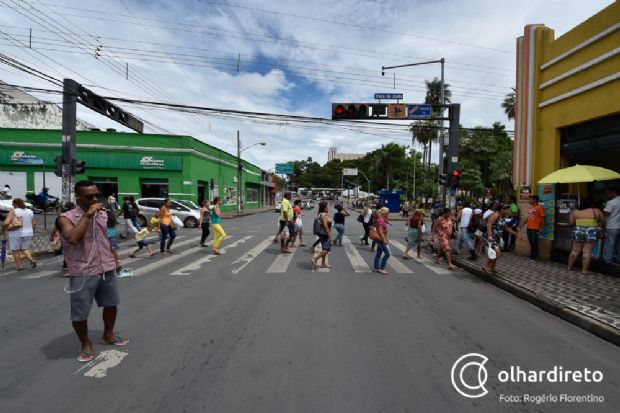 Prefeitura deve instalar semforos 'inteligentes' que abrem de acordo com o trnsito em Cuiab