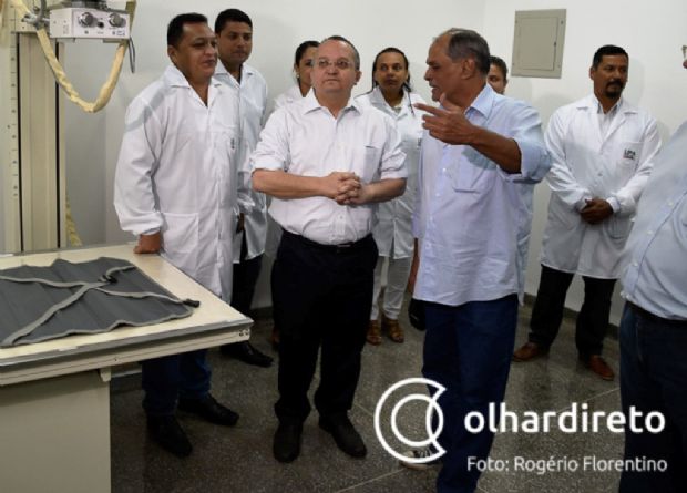 Luiz Soares recebeu autorizao do governador Pedro Taques para resolver o problema da Farmcia de Alto Custo; e resolveu