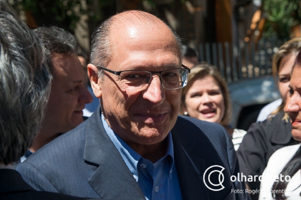 F no Alckmin