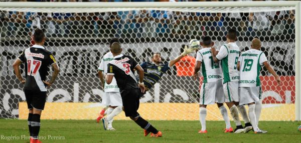 Cuiab empata com o Vasco e garante jogo da volta no Rio de Janeiro;  fotos