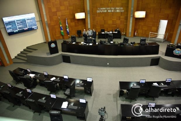 Deputados alteram projeto de Mauro Mendes e amenizam cortes nos repasses aos Poderes