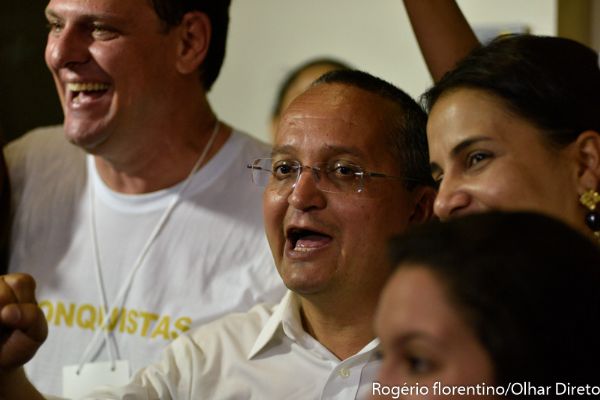 Pedro Taques  eleito governador de Mato Grosso; acompanhe em tempo real a apurao