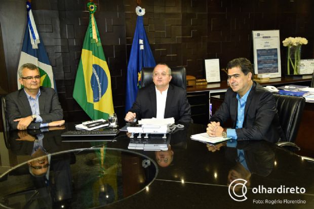 Taques e Pinheiro avisam que no entram em politicalha e reforam compromisso por Cuiab