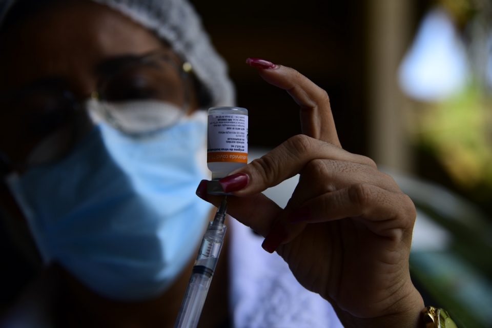Prefeitura de Cuiab detecta fraude e muda calendrio de vacinao contra Covid-19