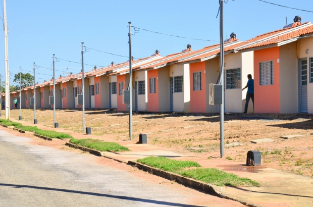 Prefeitura convoca sorteados para casas no Nico Baracat III e avalia cumprimento de requisitos