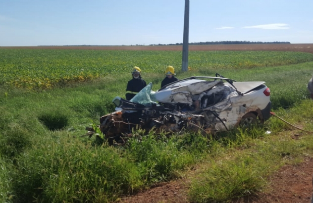 Produtor rural morre aps colidir picape com caminho em Rodovia