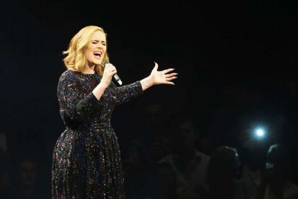 Adele deixar de fazer grandes turns por 10 anos