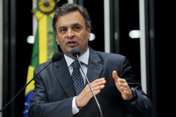 Senadores governistas traam estratgia para depoimento de Dilma