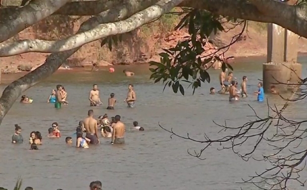 Homem sofre indigesto e morre afogado durante Festival de Praia em MT