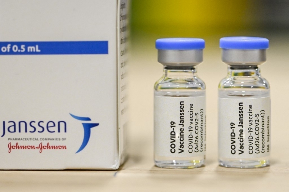 EUA alertam para risco de que vacinados com a Janssen desenvolvam doena rara; SES no foi notificada
