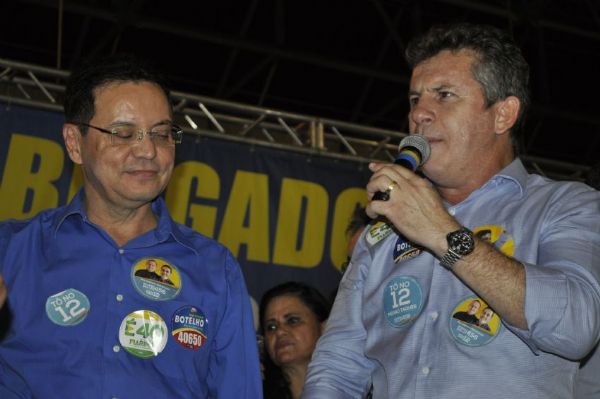 Eduardo Botelho ao lado do prefeito Mauro Mendes, presidente do PSB