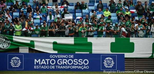  Confira as fotos  da torcida do Palmeiras na Arena Pantanal
