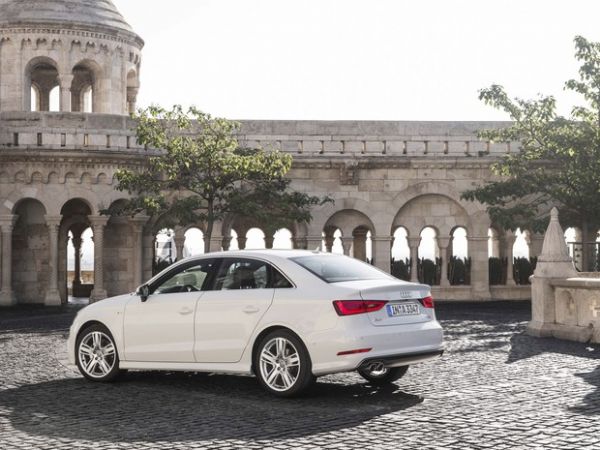 Audi produzir A3 Sedan e Q3 em fbrica do Paran a partir de 2015