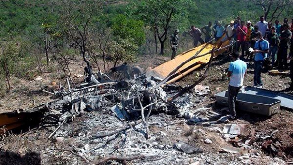 Piloto mato-grossense morre carbonizado aps aeronave colidir com rocha