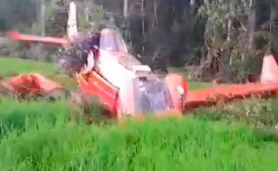 Piloto fica ferido aps aeronave agrcola cair em fazenda; vtima resgatada