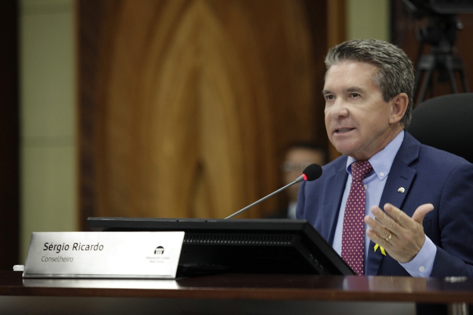 Sérgio Ricardo avaliará resultados para decidir se defende continuidade de intervenção: 'o prefeito vai conseguir dar conta?'