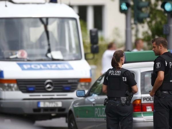 Paciente mata médico em hospital na Alemanha; polícia descarta terrorismo