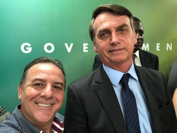 Novato, Silvio Favero entra na disputa da Mesa Diretora sob beno de Bolsonaro;  veja vdeo 