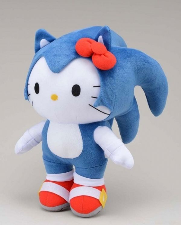 Boneco que mistura de Sonic e Hello Kitty será vendido no Japão