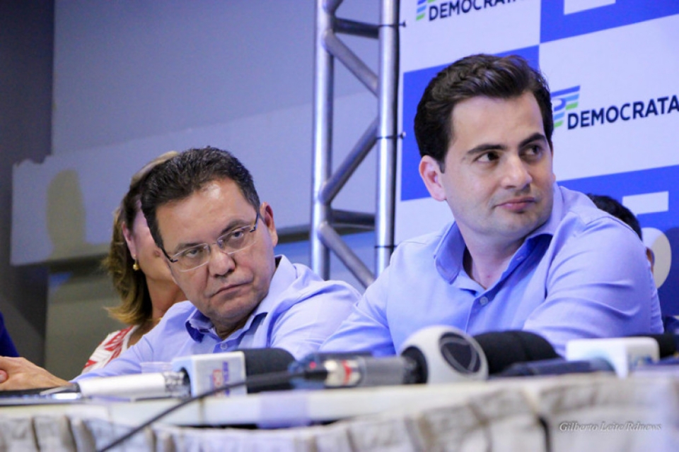 Botelho se mantm na liderana e Fbio Garcia cresce na ltima pesquisa eleitoral do ano para Prefeitura de Cuiab