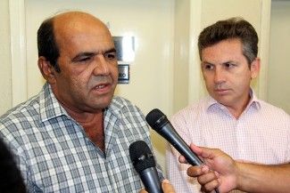 Jlio Pinheiro demite 426 servidores e sai de frias; procurador assume prefeitura